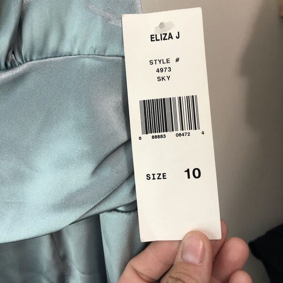 Eliza J Womens Dress Size 10 Sky Blue Satin Cinched Waist - Picture 4 of 4